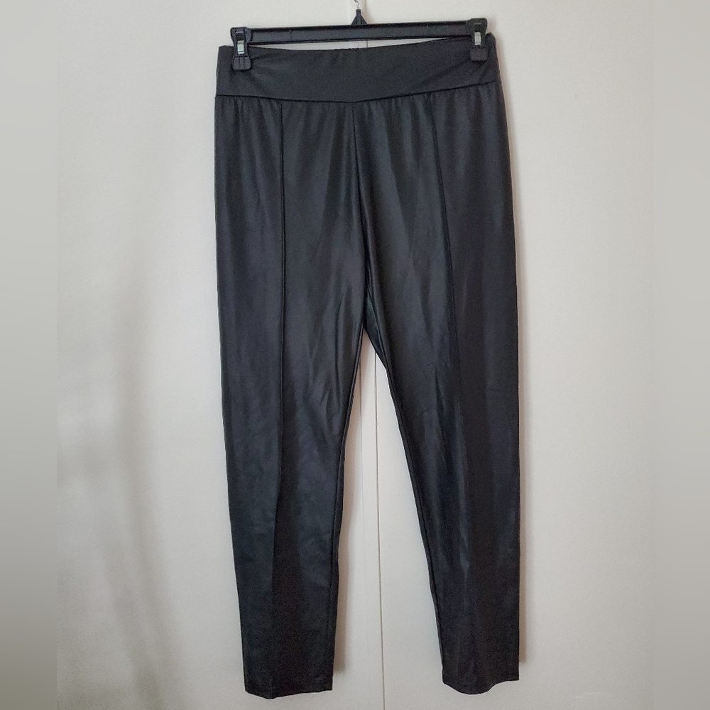 Black leggings